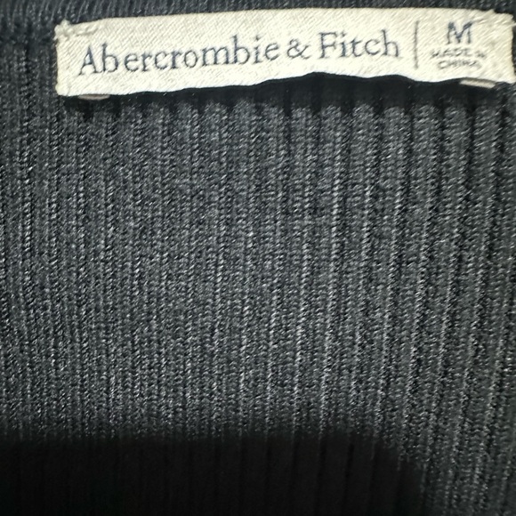 Abercrombie and Fitch Black Ribbed Top with Bow Details size Medium EUC - Picture 3 of 4